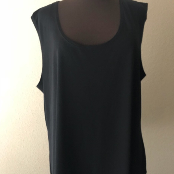 🔵 5 for 25 CKW Simple Lightweight Black Tank 2X - Picture 1 of 3